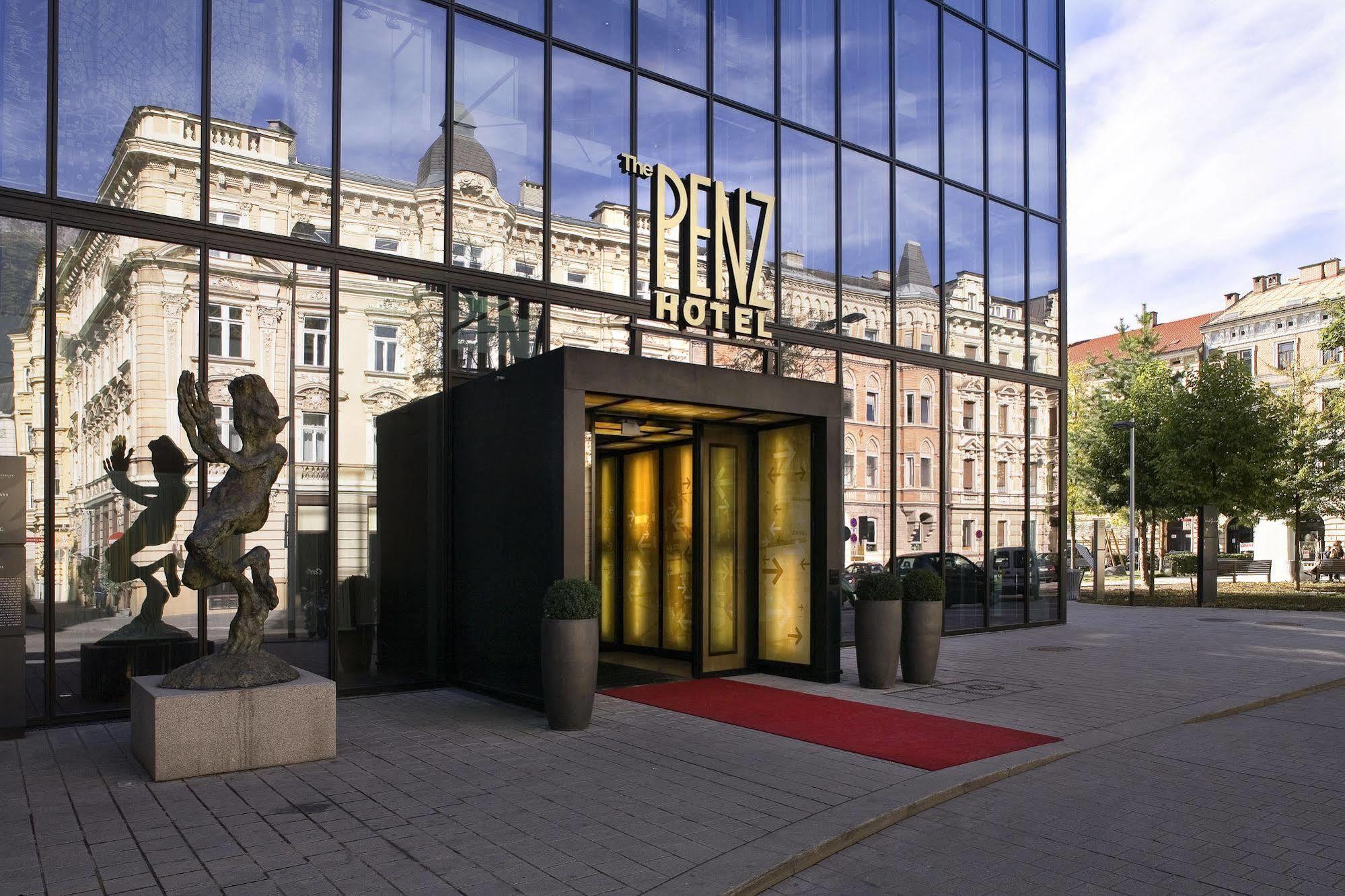 The Penz Hotel Innsbruck Bagian luar foto
